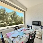 Cozy - Loggia - 200m Апартаменты *