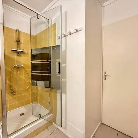 Cozy - Loggia - 200m Apartman